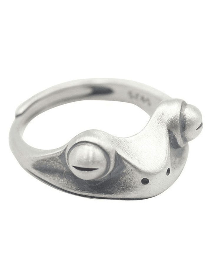 Vintage frog design cuff ring