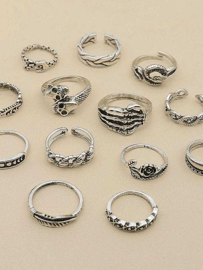 Vintage punk skull ring