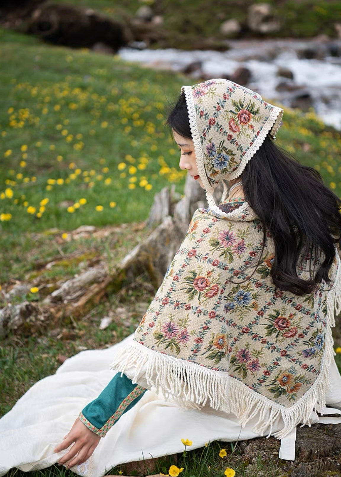 Tapestry shawl / bandana