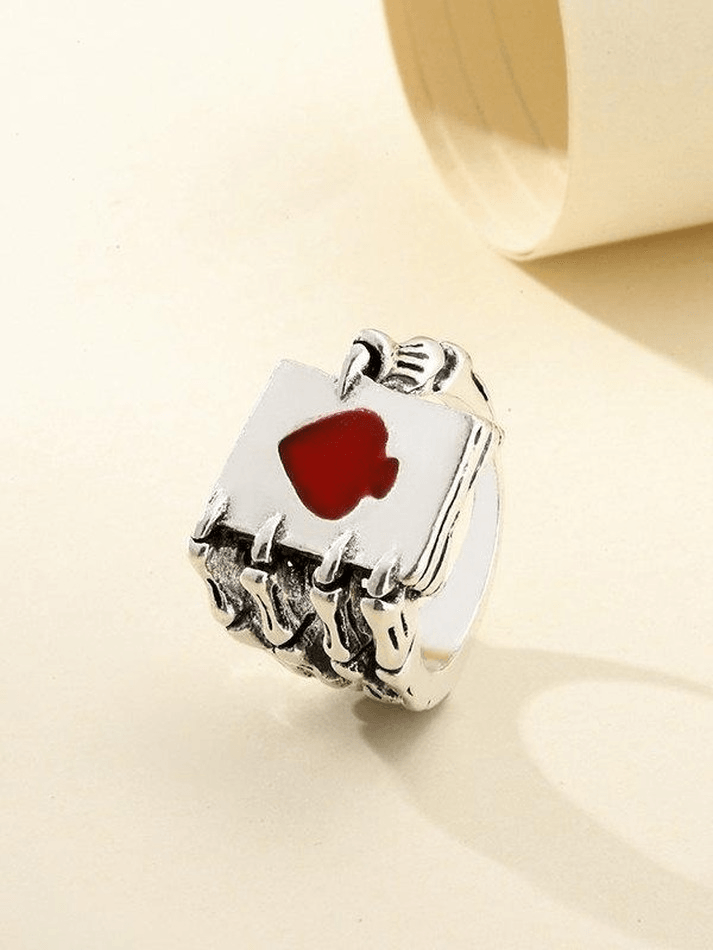 Skeleton hand poker ring
