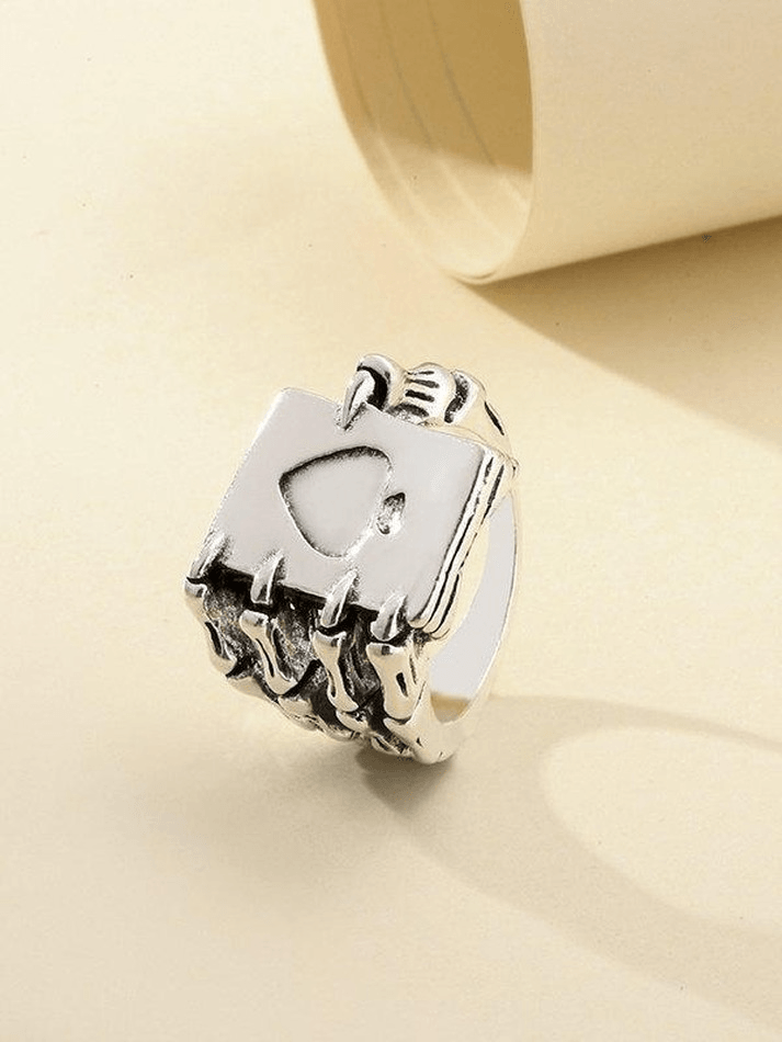 Skeleton hand poker ring