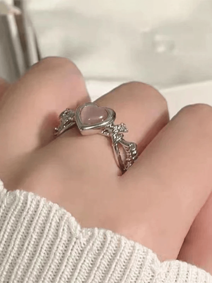 Pink heart pattern cuff ring