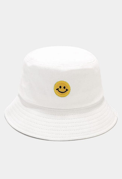 Smiley patched bucket hat