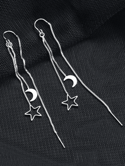 Tassel earrings decorated with stars and moon