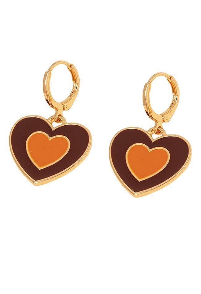 Heart-shaped dangling earrings