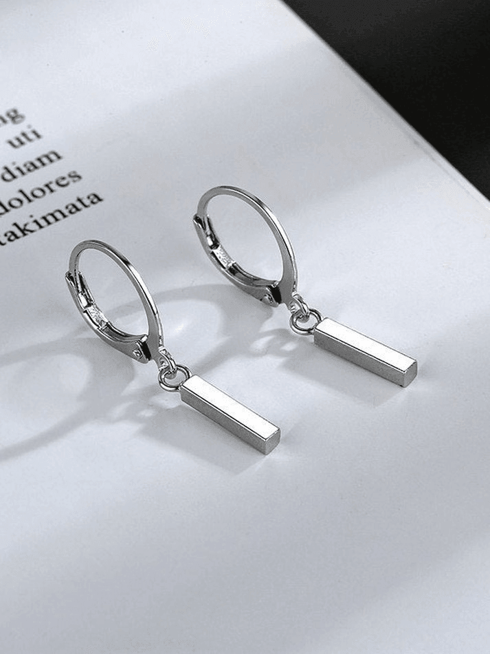 Silver geometric dangling earrings