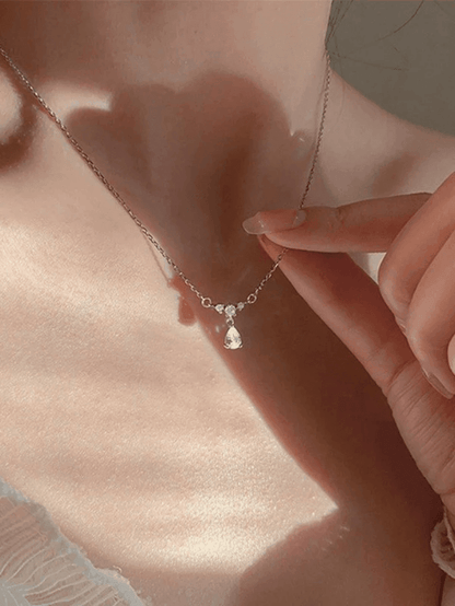 Silver Rhinestone Drop Decor Necklace
