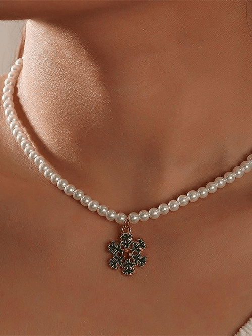 Faux Pearl Christmas Necklace