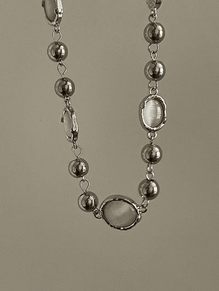 Grunge gemstone decor bead necklace
