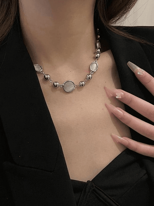 Grunge gemstone decor bead necklace