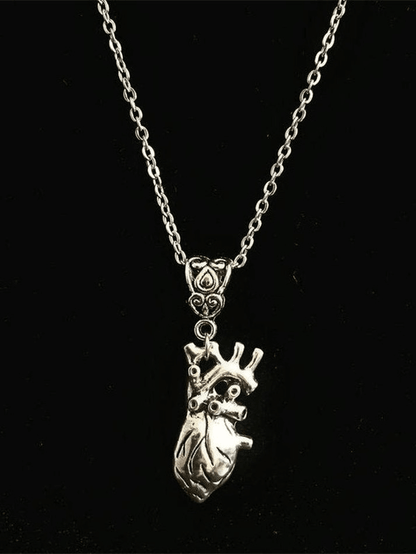 grunge heart pendant necklace