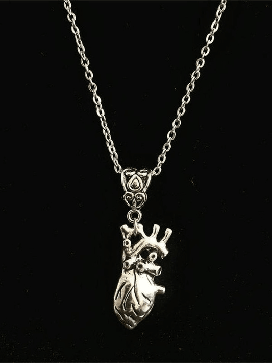 grunge heart pendant necklace