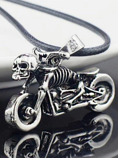 Vintage motorcycle skull necklace for men