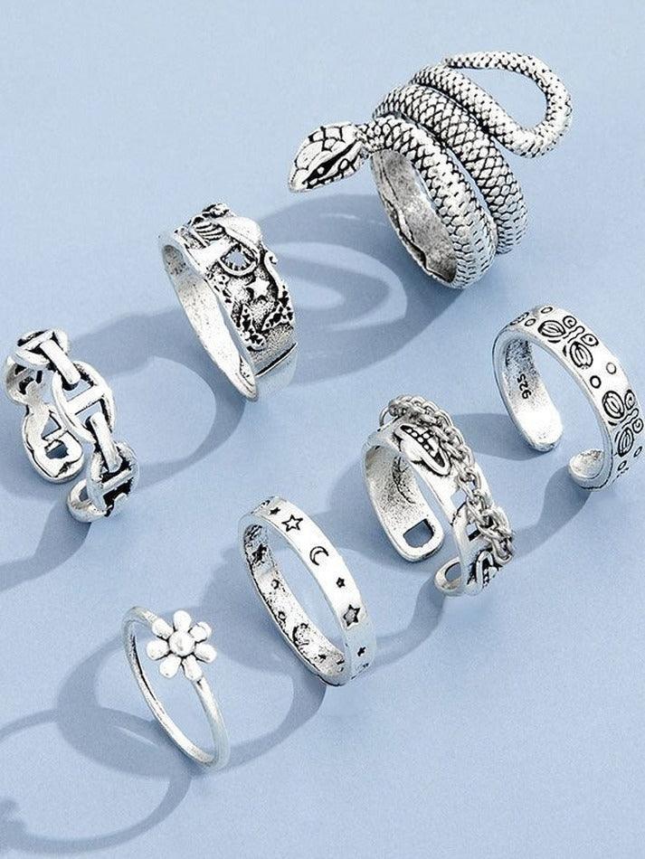 Set of 7 engraved rings