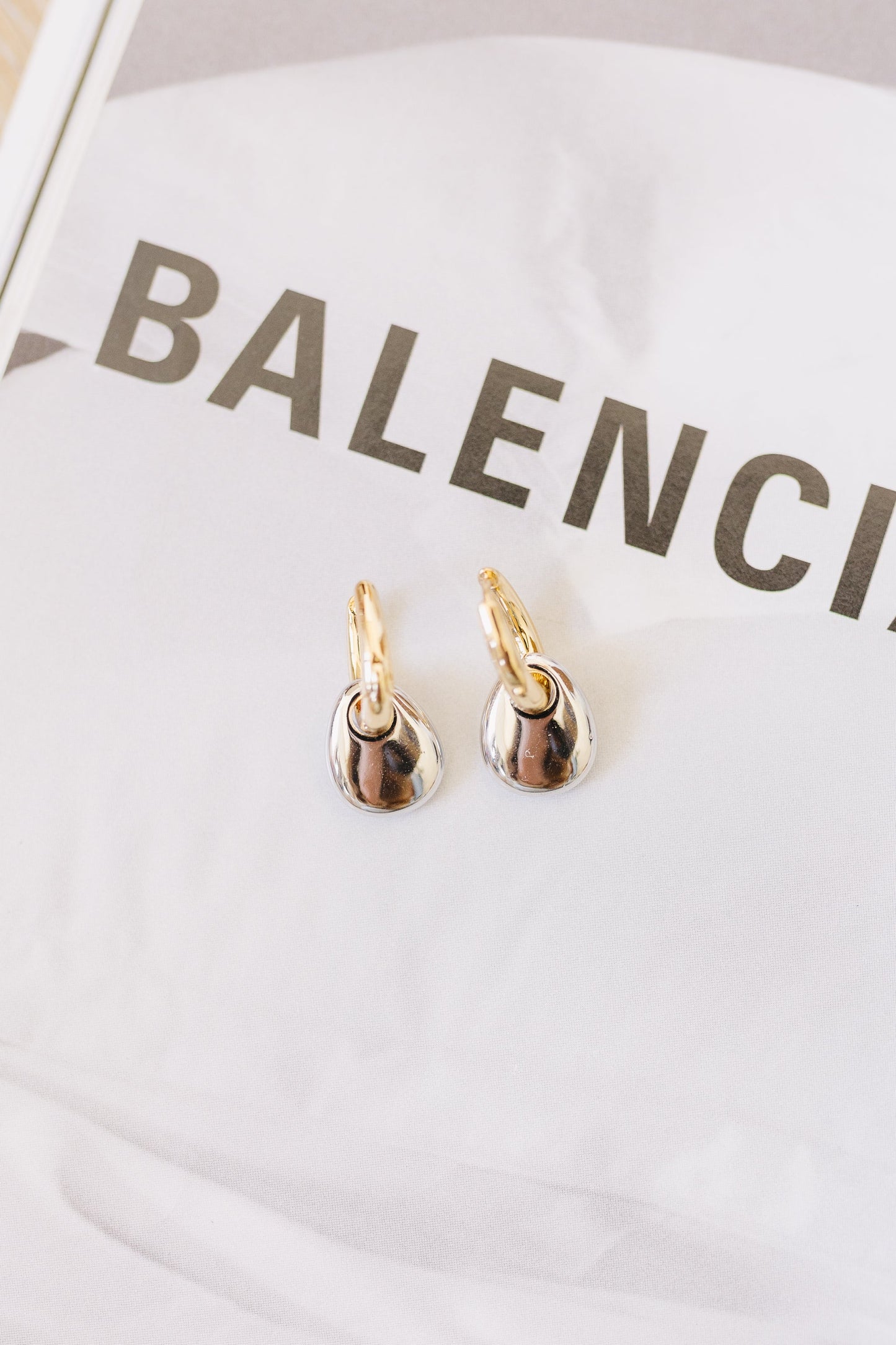 Effortless Shine Hoops