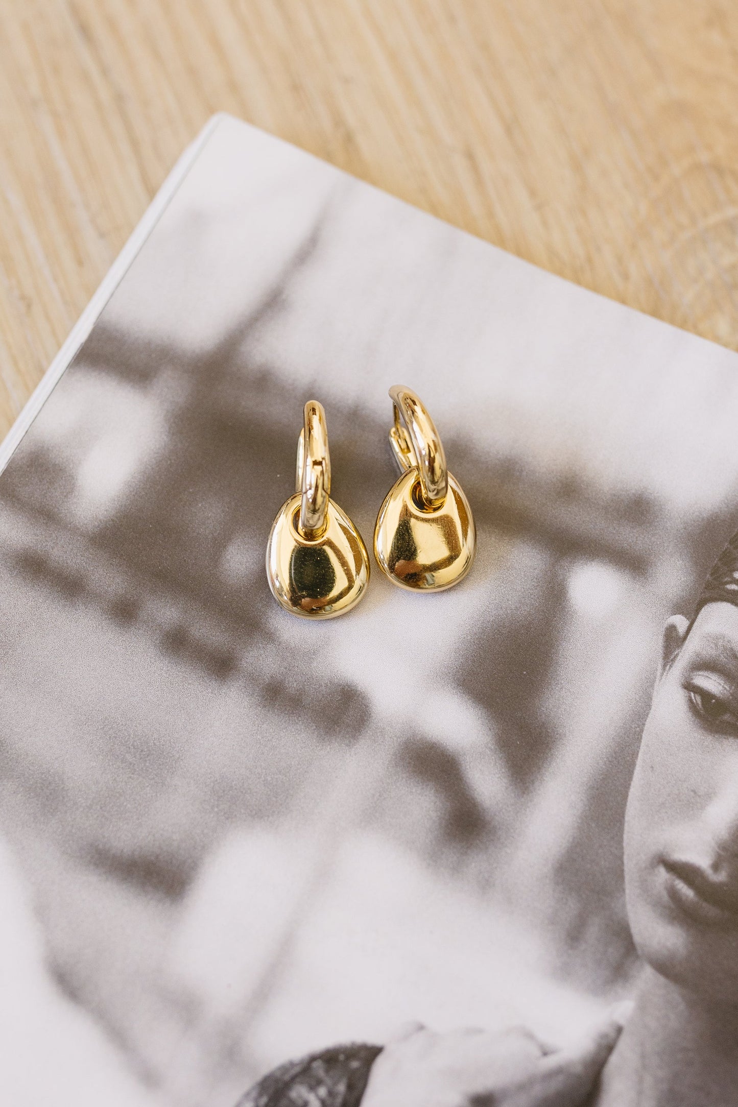 Effortless Shine Hoops