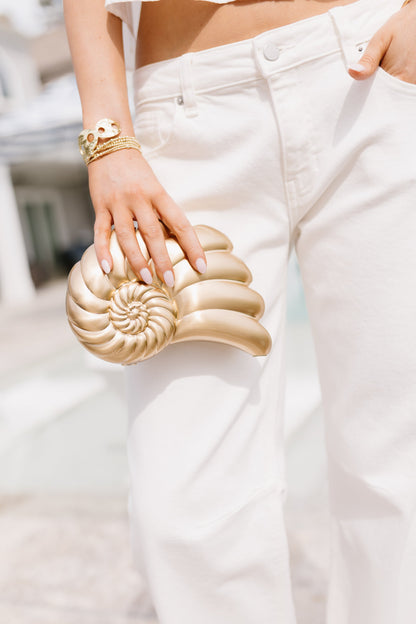 Isla Shell Clutch