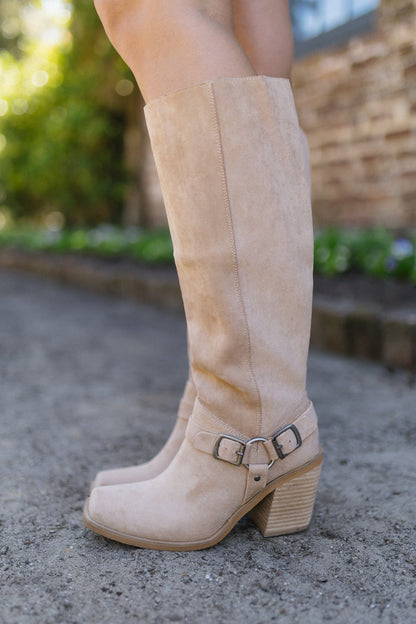 Yanni Boots