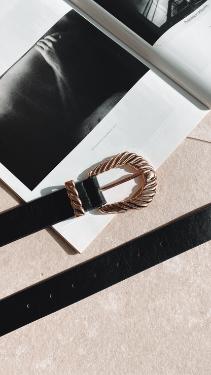 Amelie Twist Buckle Belt - Black/Gold