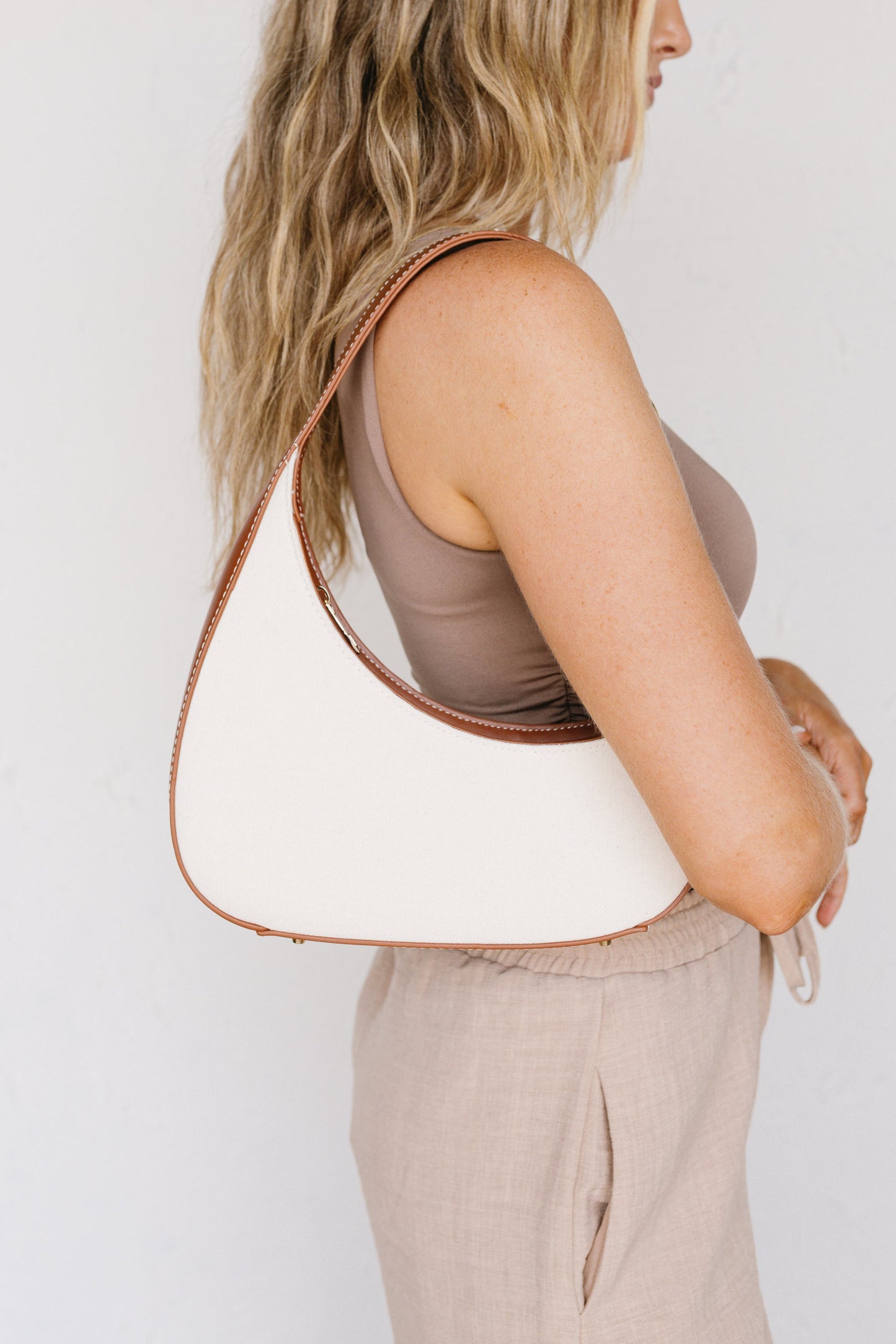 Amari Handbag