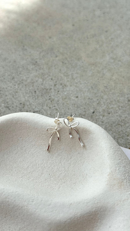 Velika Bow Earrings - Silver