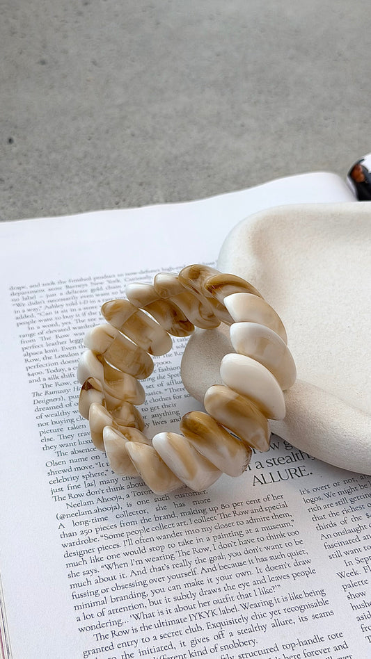 Destiny Stretch Bracelet - Cream Marble